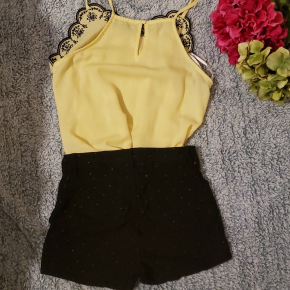 Shorts - Picture 4 of 13